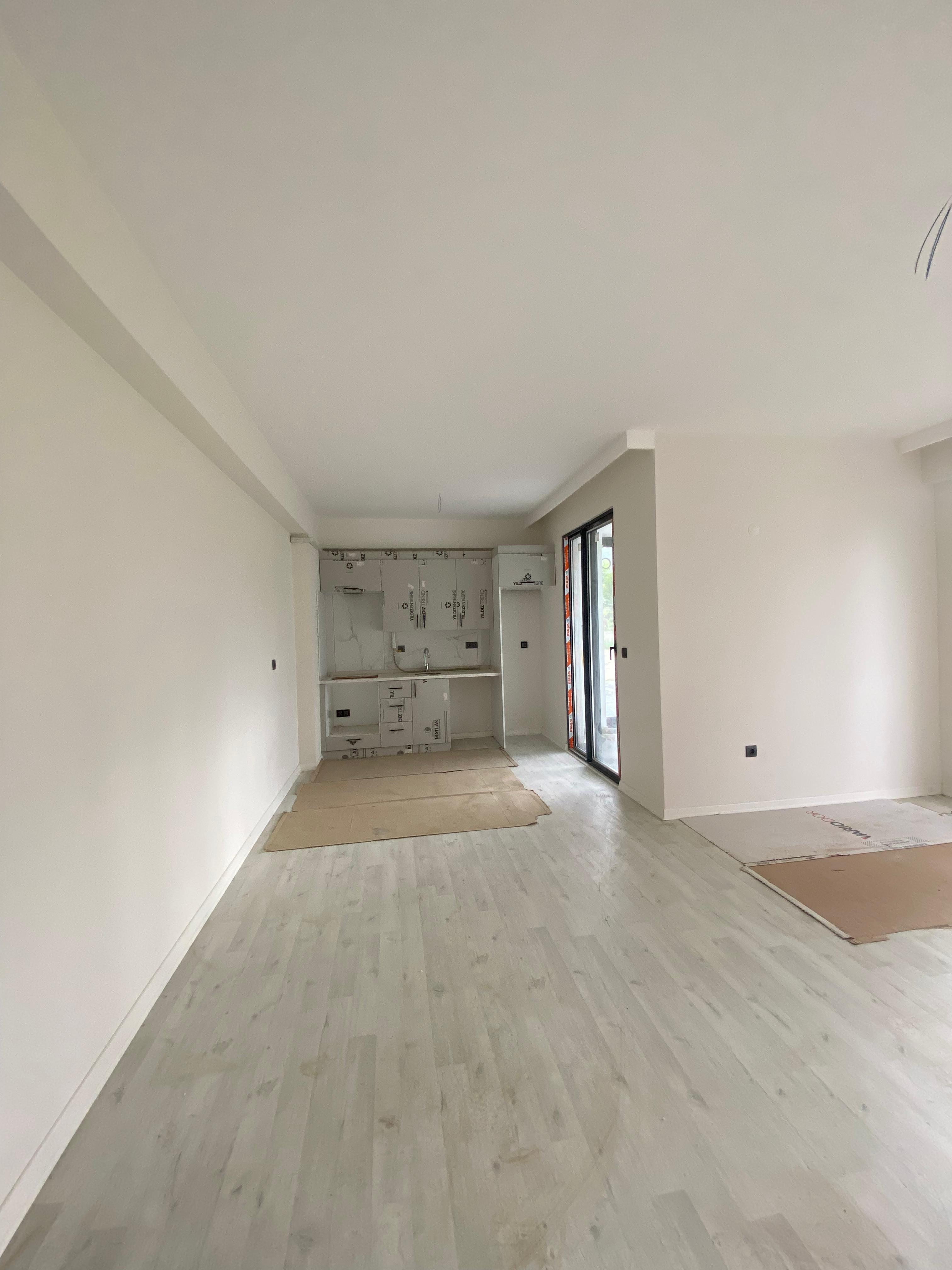 MABEL GAYRİMENKUL/ADACIK YAKAMOZ SİTESİNDE 1+1 SATILIK DAİRE
